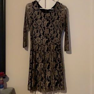 Anthropologie Maeve Lace Sleeved Dress size 6